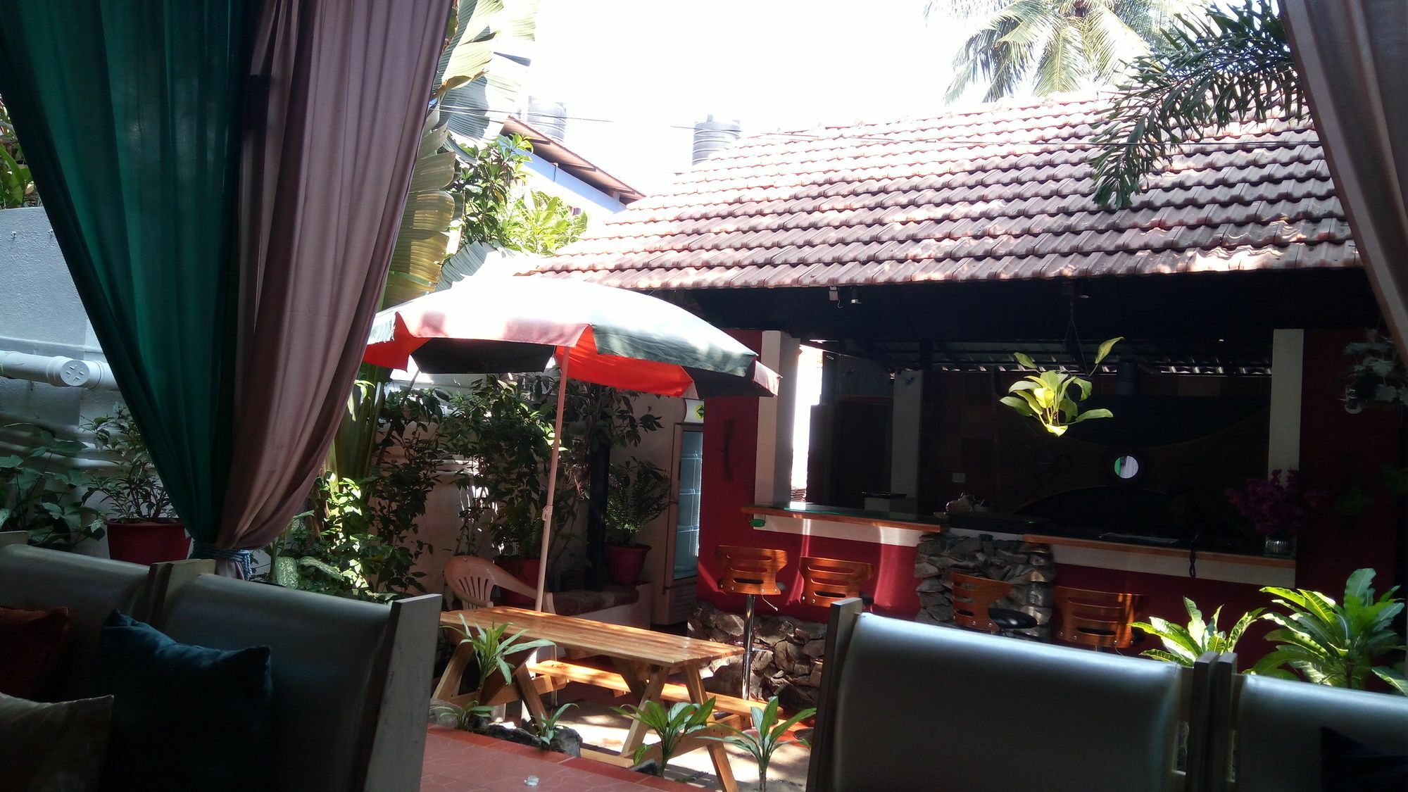 Casa Tropicana - Hotel & Homestays Panaji Exterior photo
